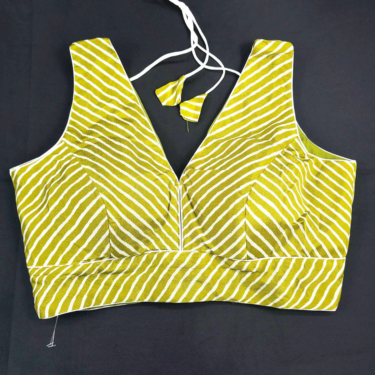 Mehendi / Moss Green Color Leheriya Blouse with Attached Sleeves and V Neckline