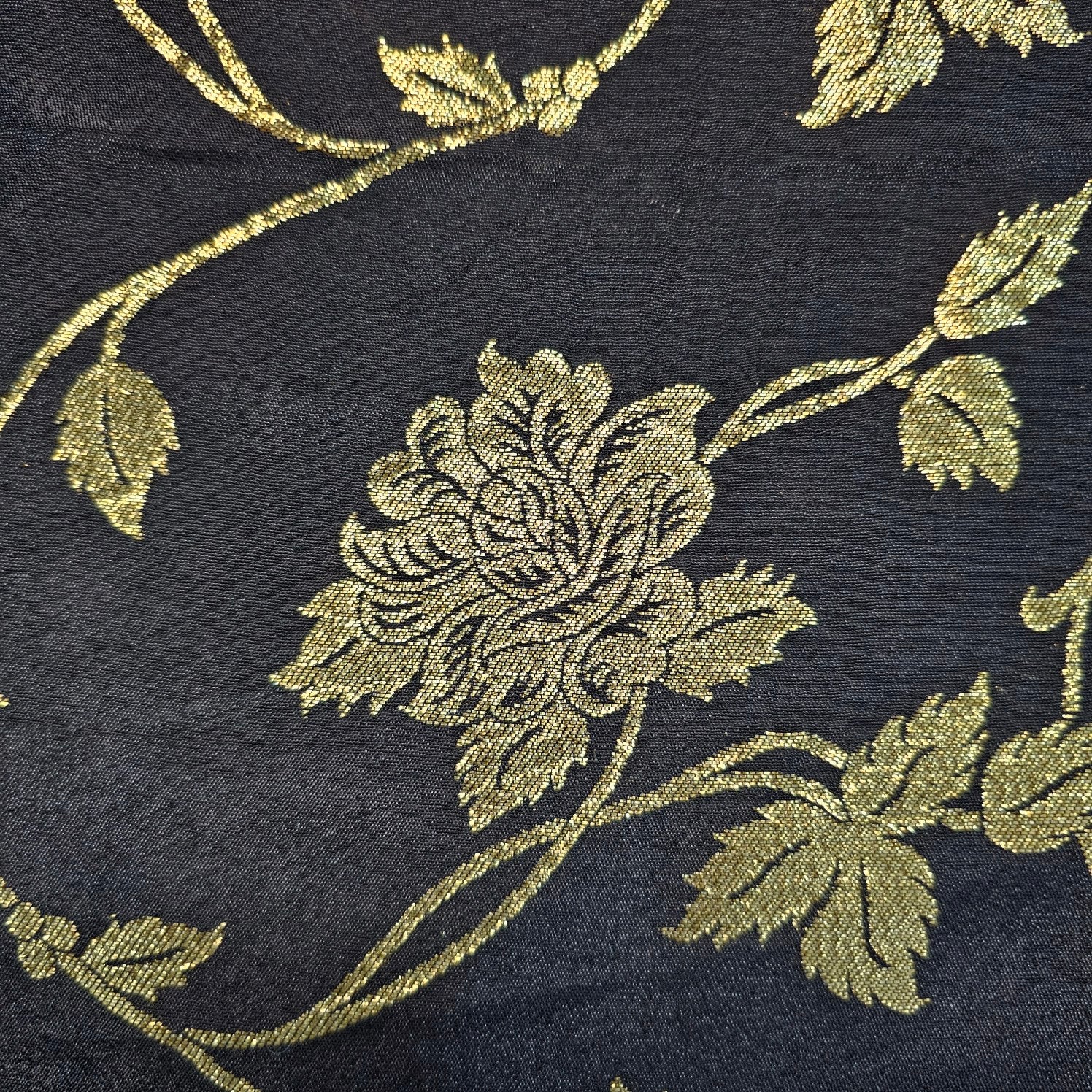 Swarnam Banaras Brocade on Dola Silk Fabric
